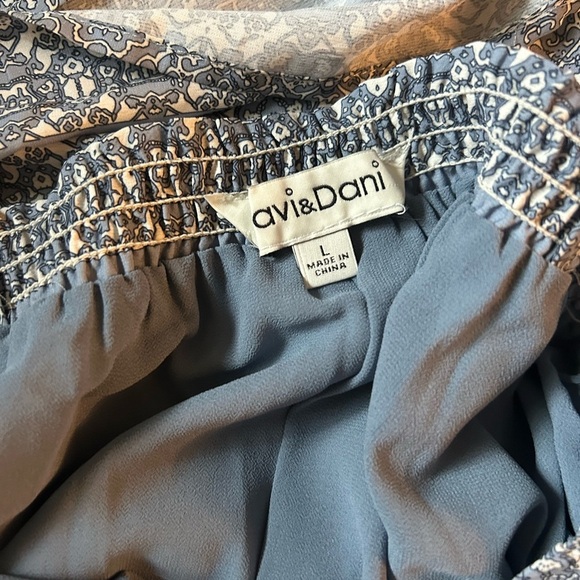 DAVI & DANI Gray Patterned Maxi Dress - Picture 2 of 6